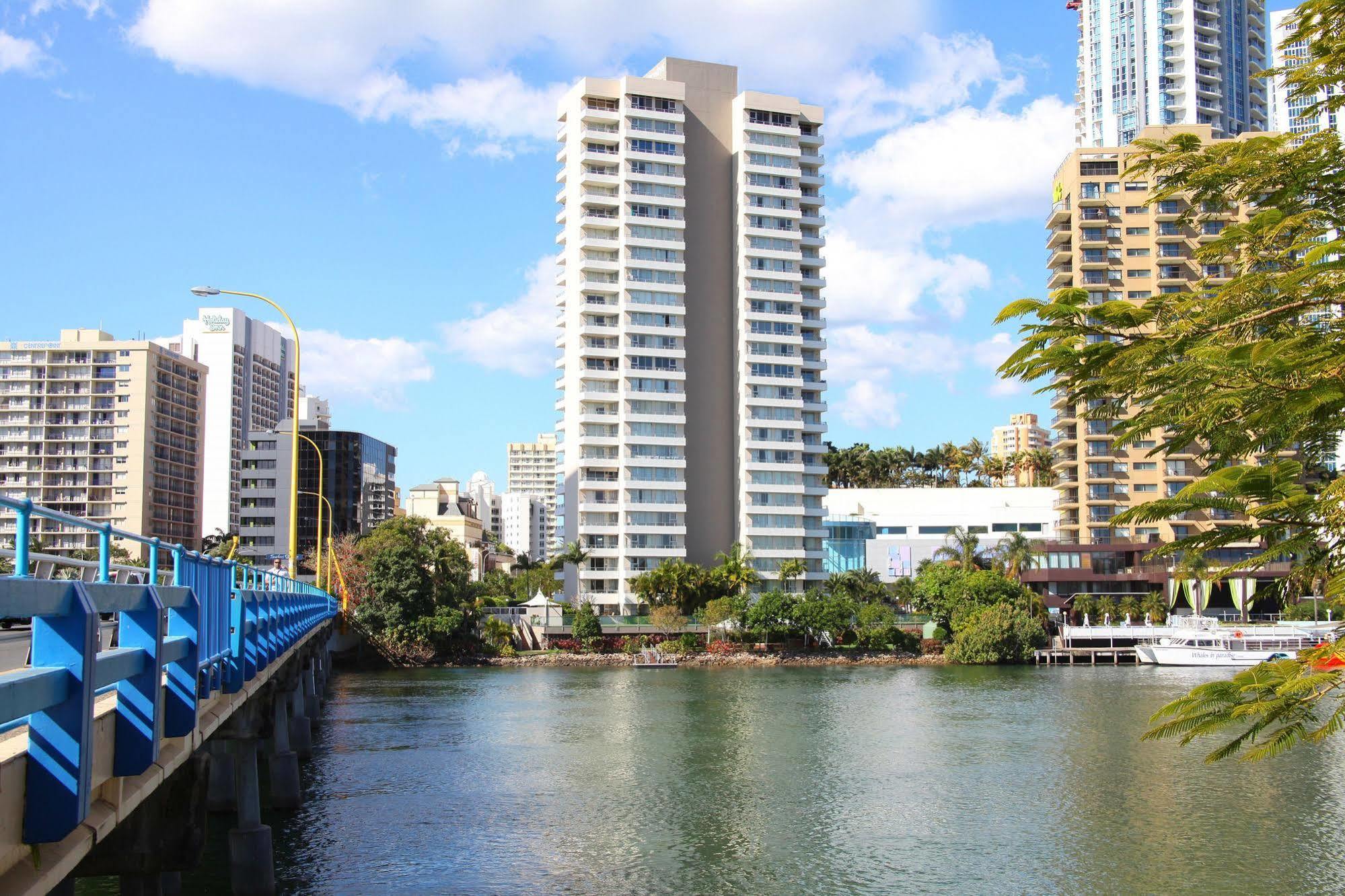 Waterways Apartments Surfers Paradise Exterior photo